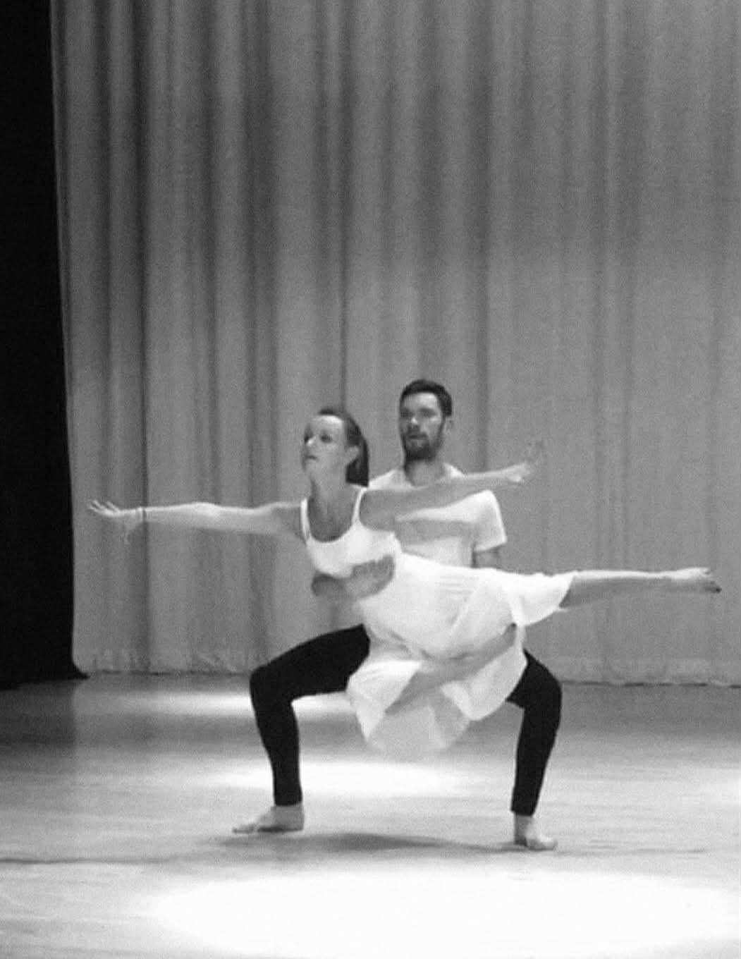 .Ballet Tap & Modern Jazz Training